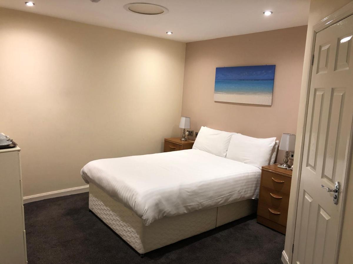 Oyo Douglas Hotel 基尔马诺克 外观 照片