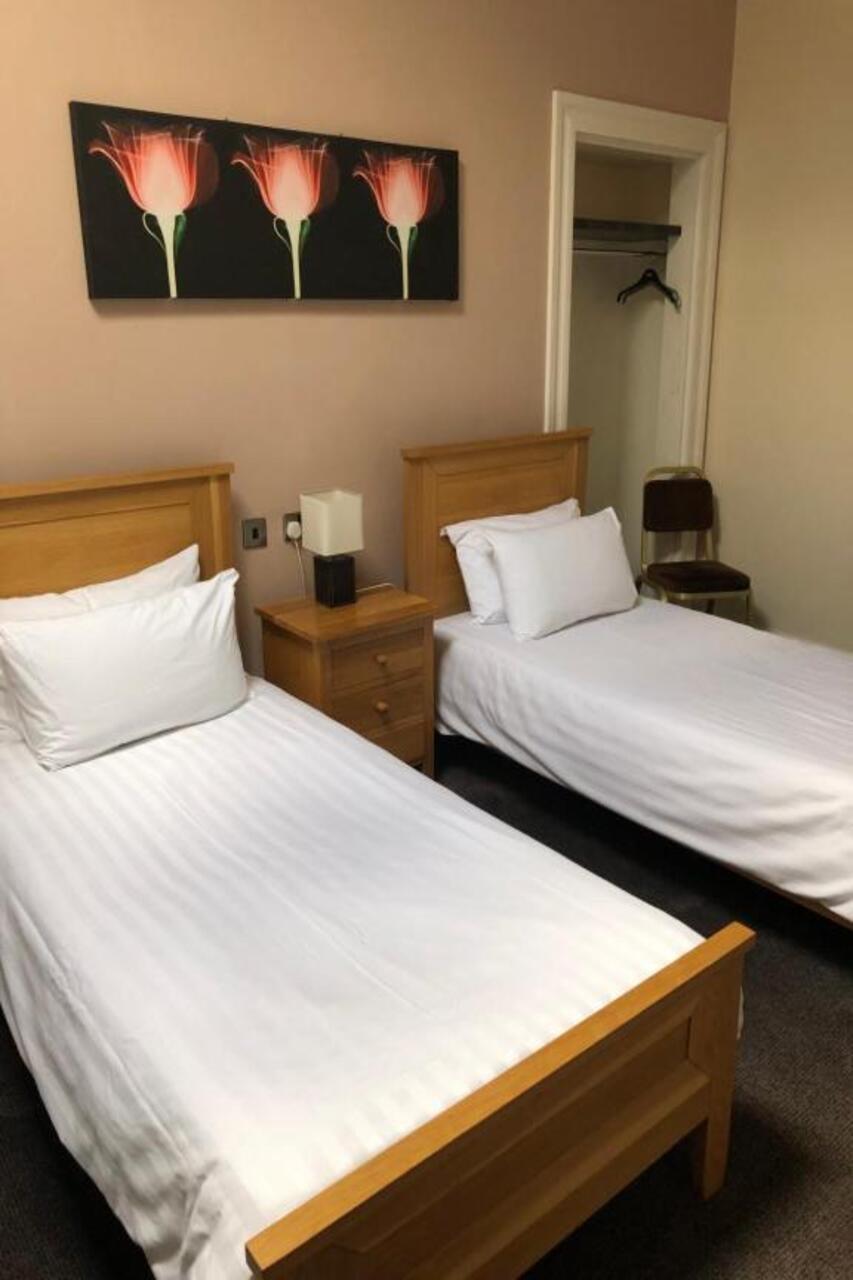 Oyo Douglas Hotel 基尔马诺克 外观 照片