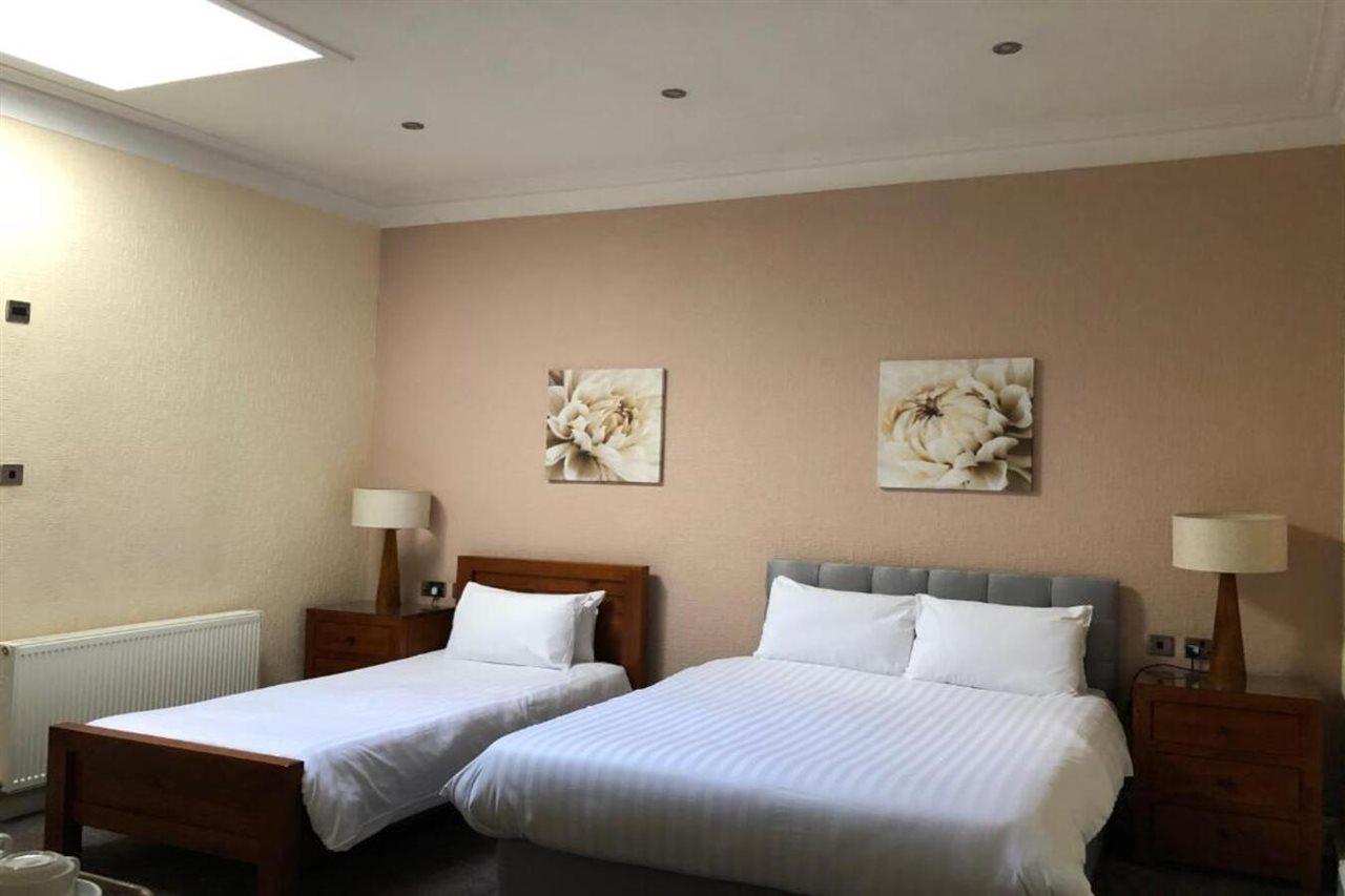 Oyo Douglas Hotel 基尔马诺克 外观 照片