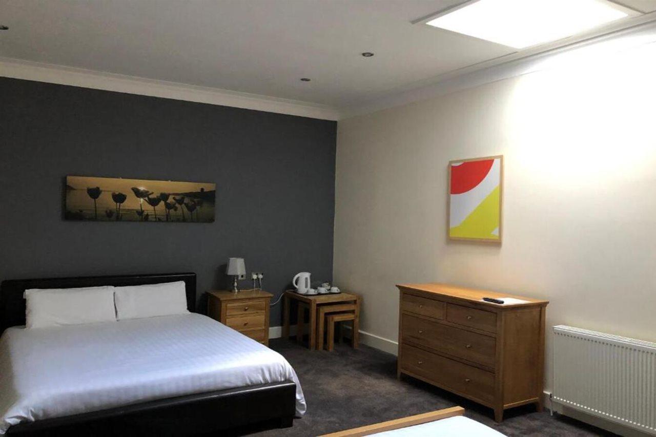 Oyo Douglas Hotel 基尔马诺克 外观 照片